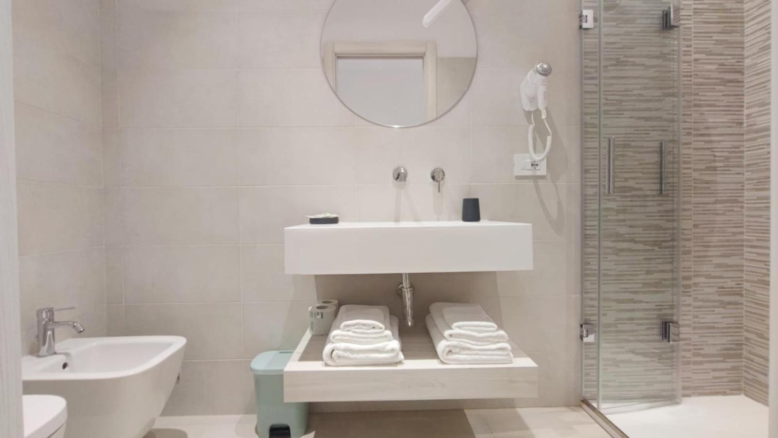 Barby 1 Hotell La Spezia Eksteriør bilde